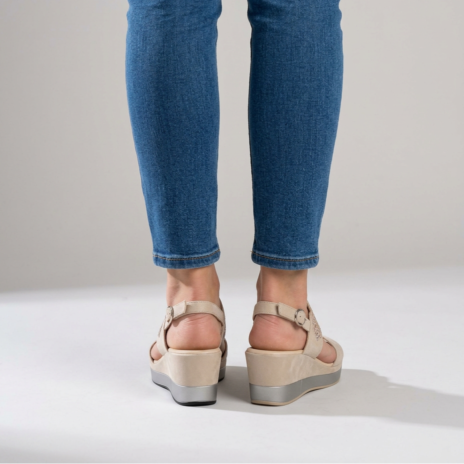 RACHELLE | Comfortable women's wedge sandal